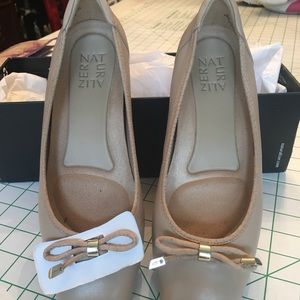 NIB Naturalizer dove Taupe Snake